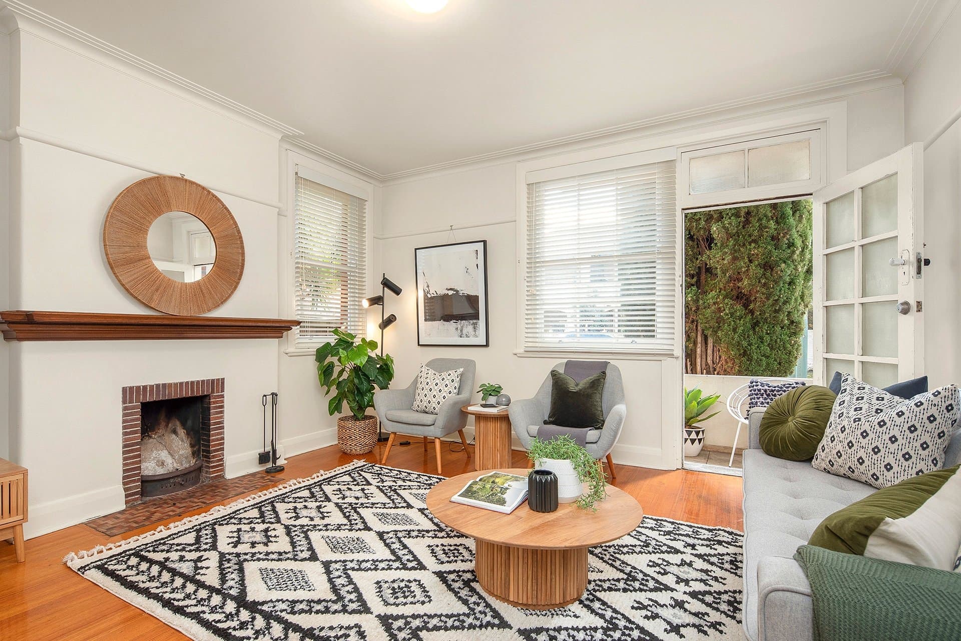 2/9 Bluff Avenue, Elwood, Elwood - Thumbnail 2