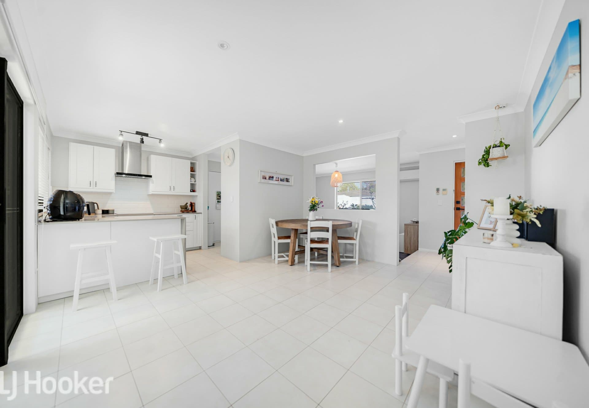 6 Westerly Crescent Heathridge WA, Heathridge - Thumbnail 8
