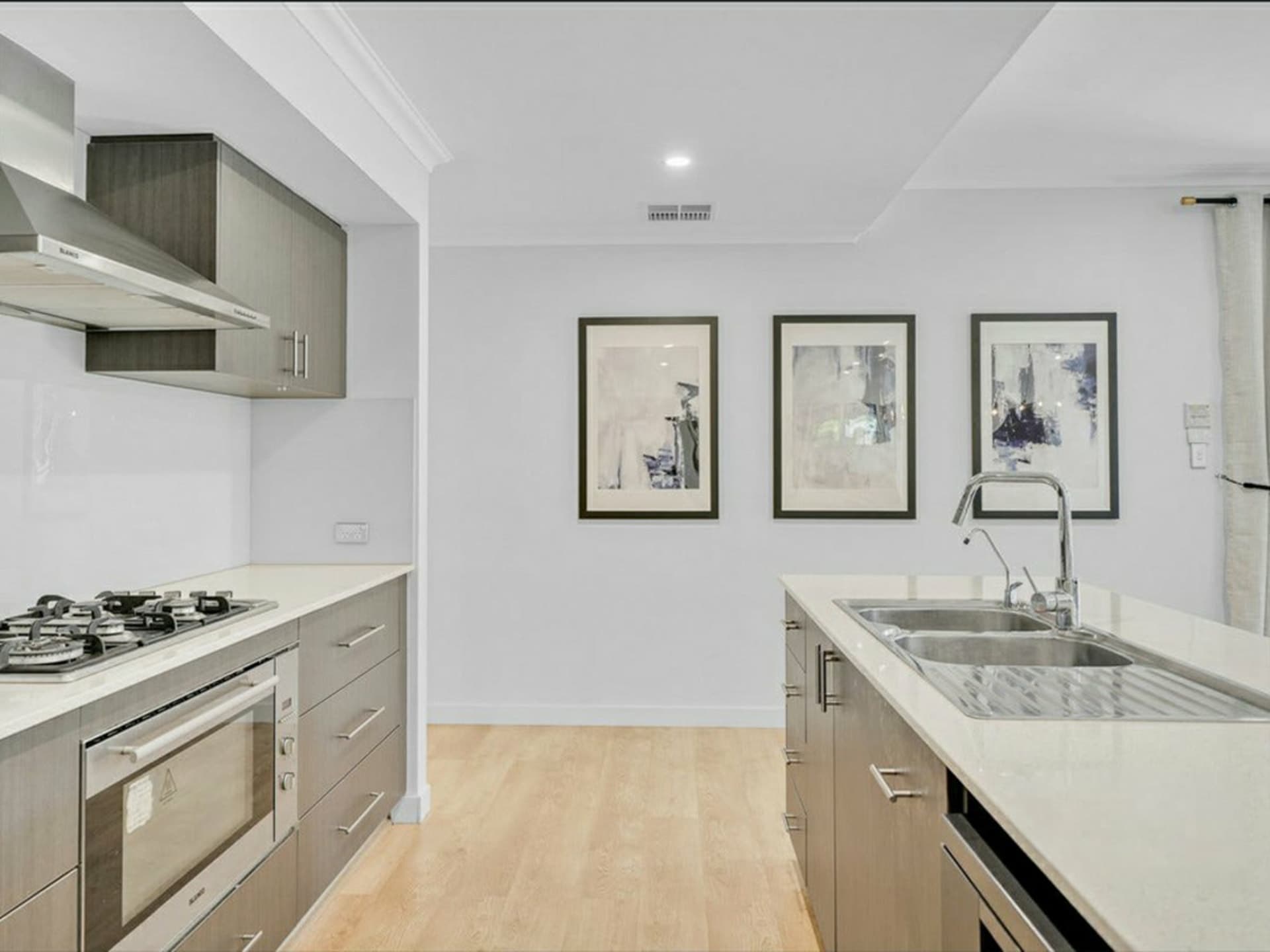 6 Paris Gardens Hocking WA, Hocking - Thumbnail 5