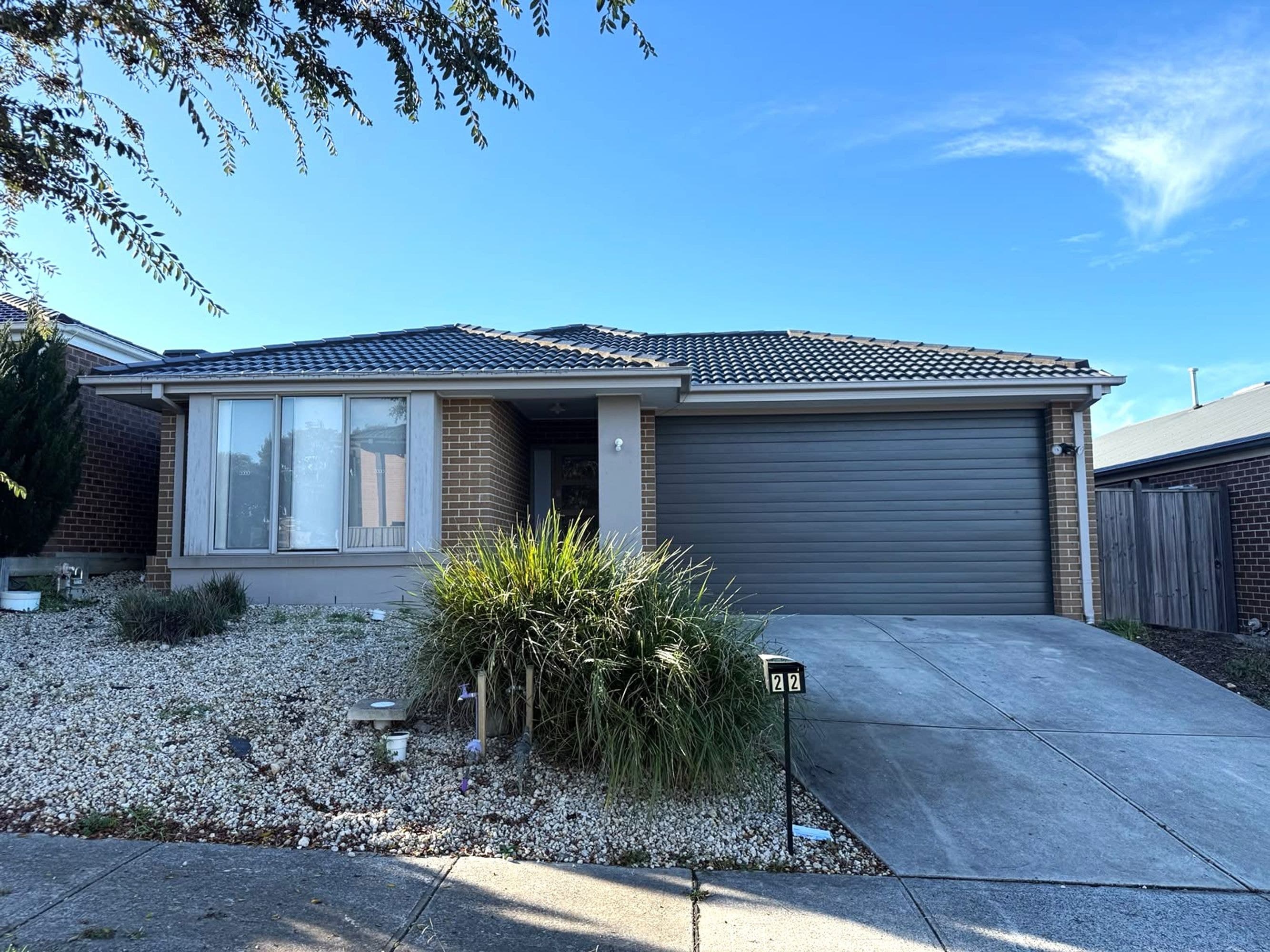 22 Manoora Avenue, Clyde North - Image 1