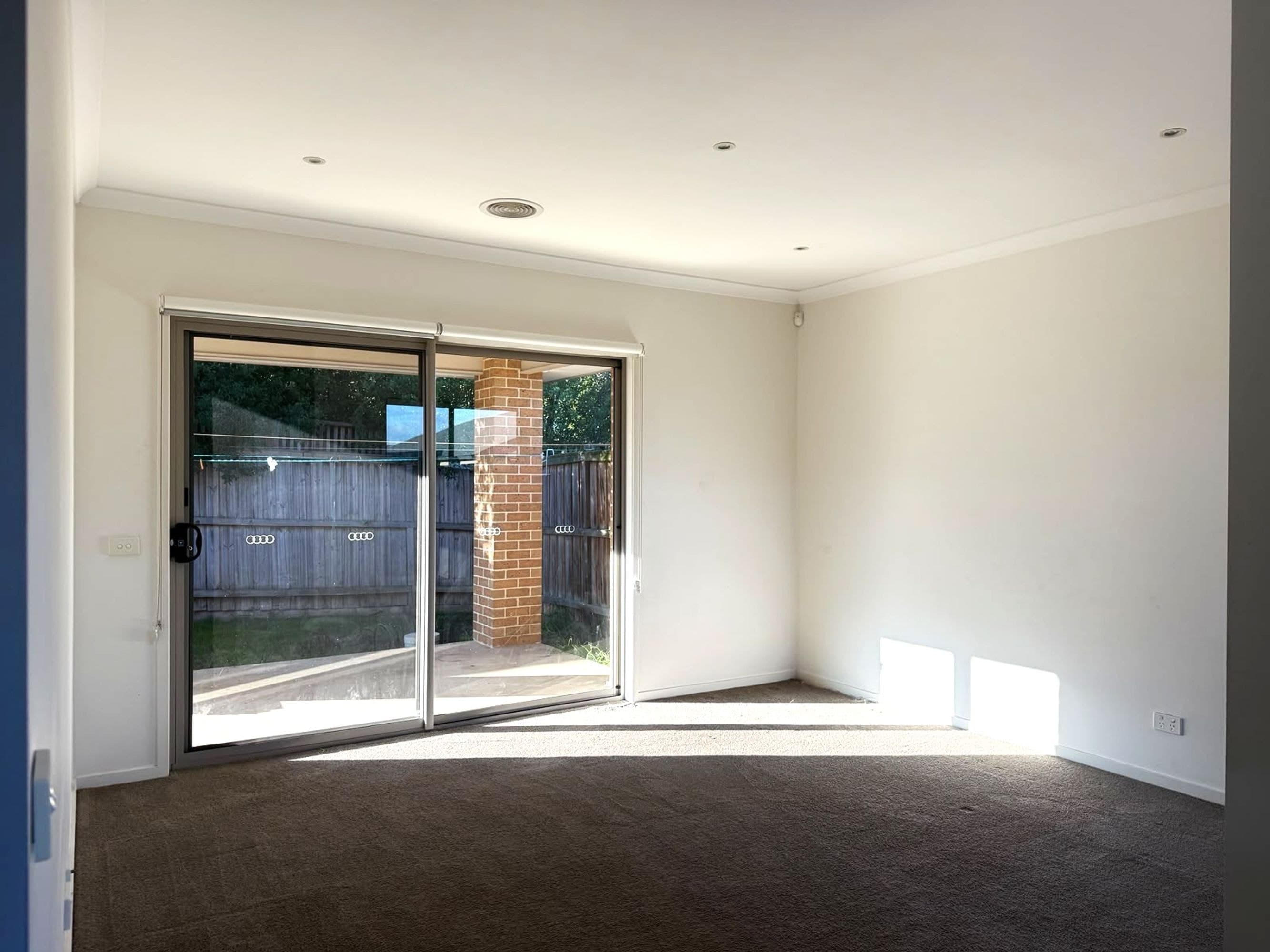 22 Manoora Avenue, Clyde North - Thumbnail 3