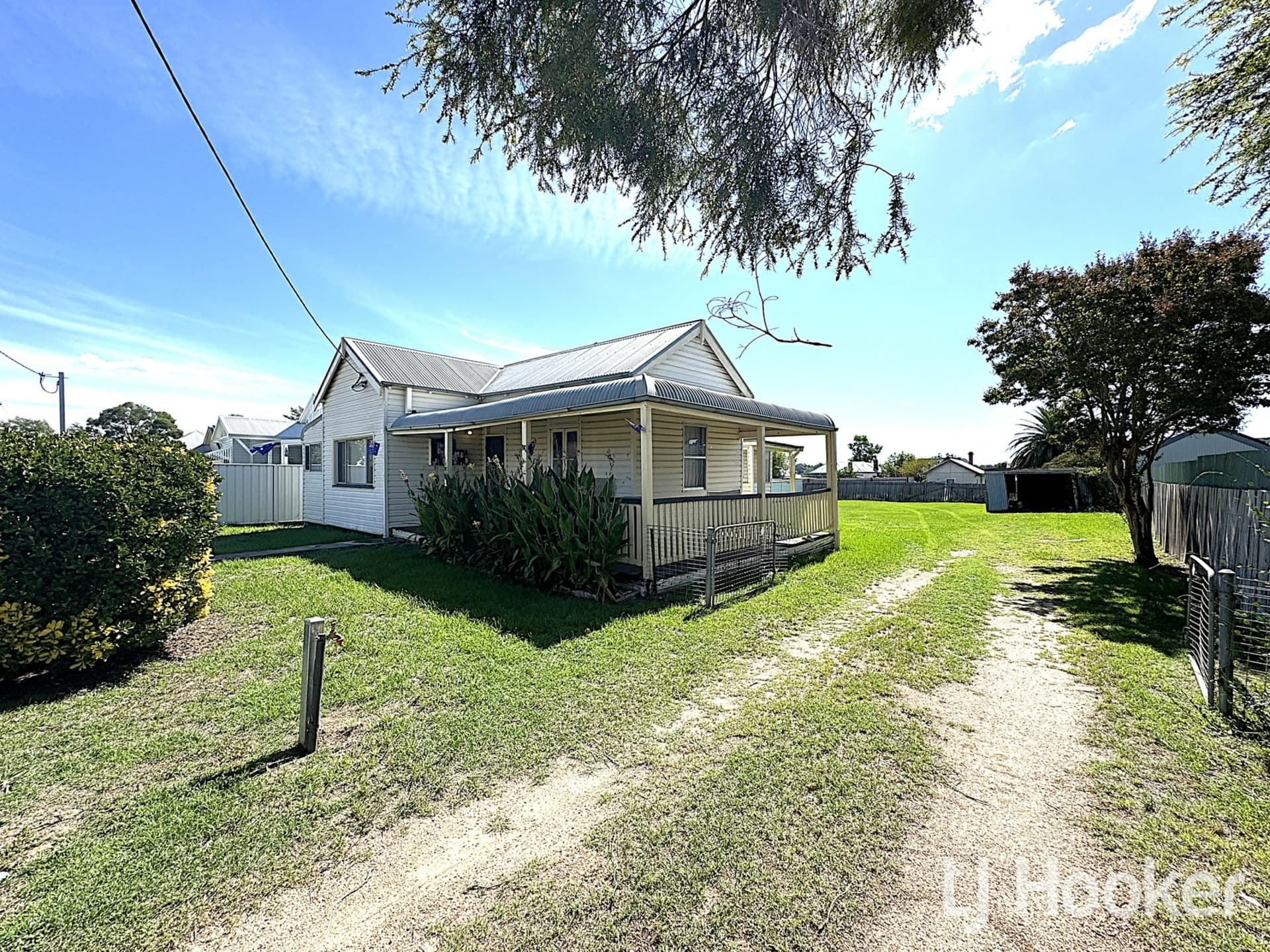 12 Greaves Street, Inverell, Inverell - Thumbnail 2