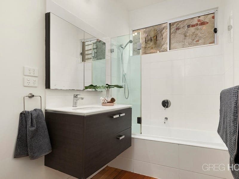 32 Cruikshank Street, Port Melbourne, Port Melbourne - Image 1