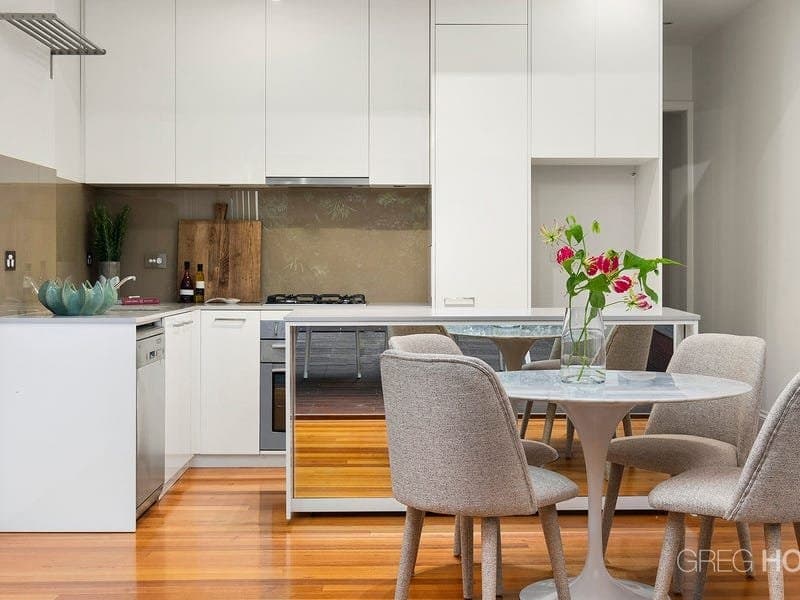 32 Cruikshank Street, Port Melbourne, Port Melbourne - Thumbnail 4