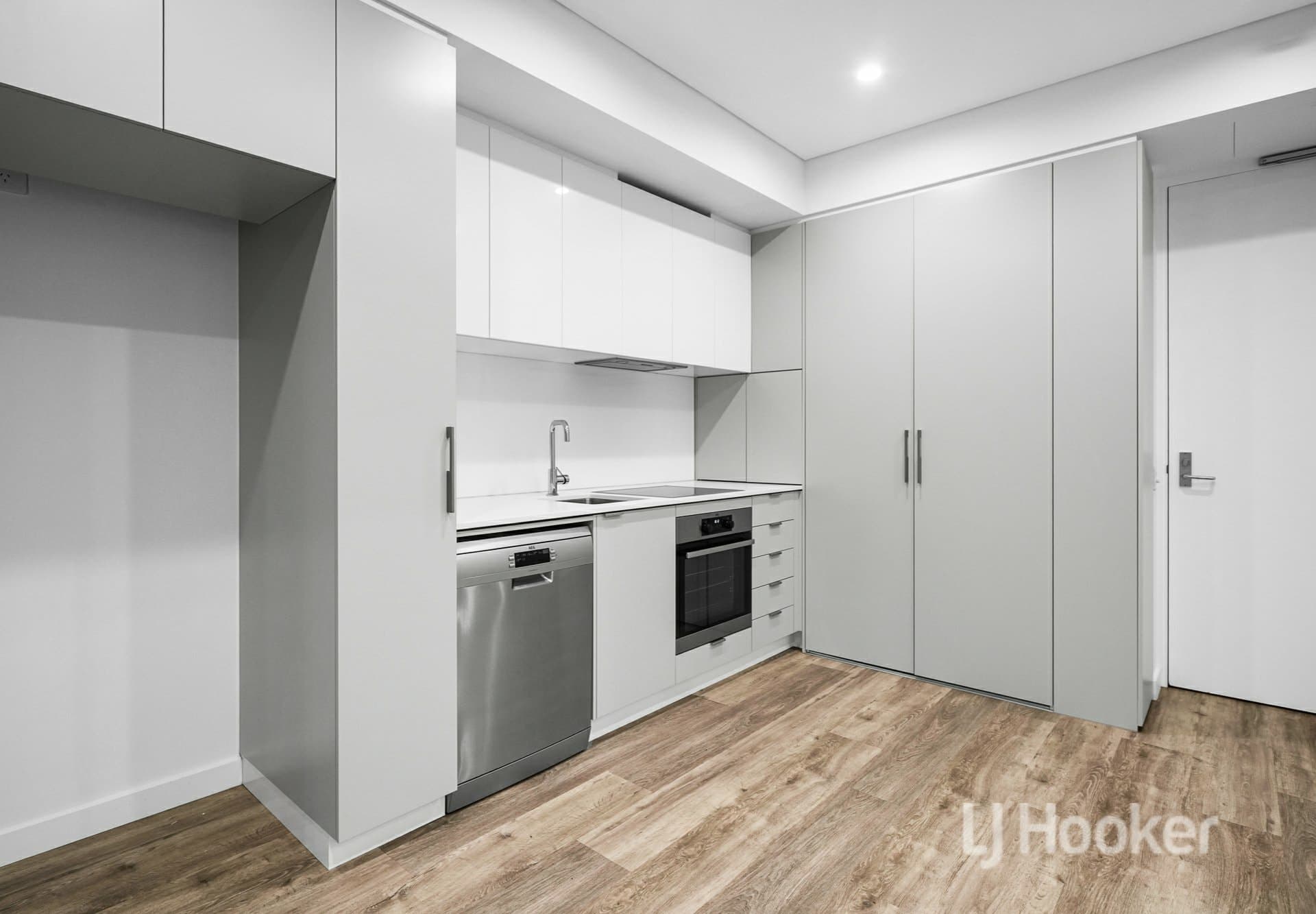 711/113 Grand Boulevard, Joondalup, Joondalup - Thumbnail 5