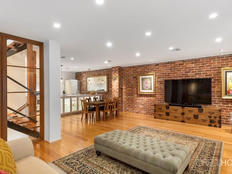 81 Tope Street, South Melbourne, South Melbourne - Thumbnail 2