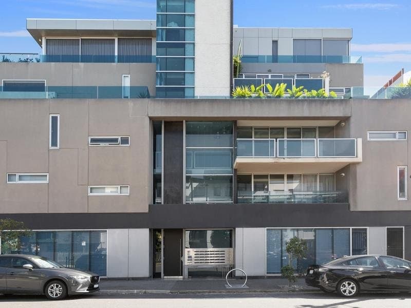 8/33 Johnston Street, Port Melbourne, Port Melbourne - Thumbnail 2