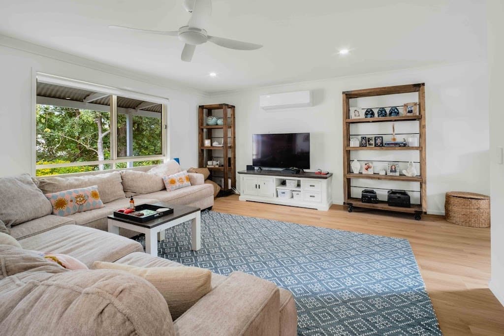 8 Yarraglen Place, Parkwood, QLD, 4214, Parkwood - Thumbnail 4