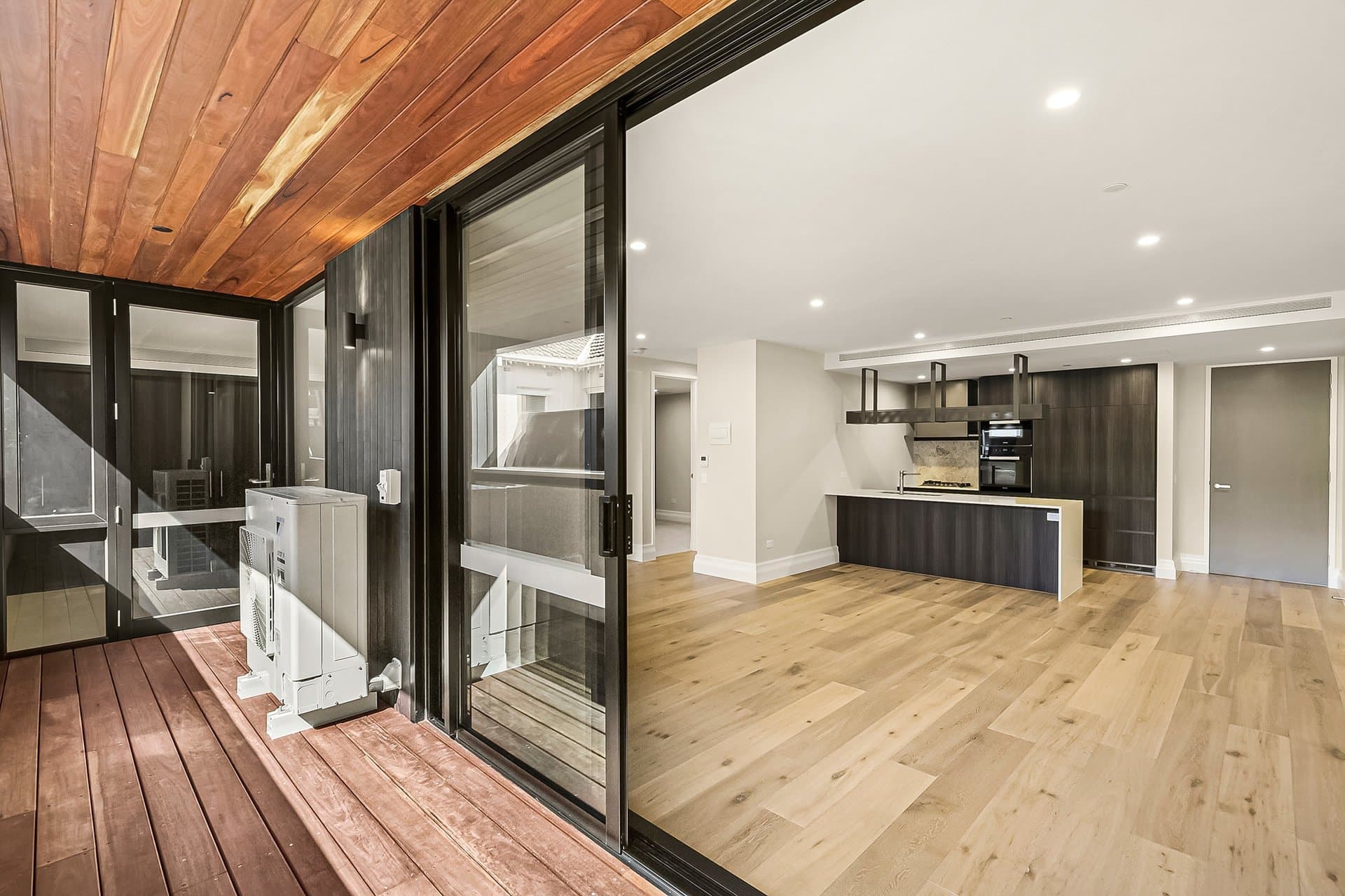 104/47 Ormond Esplanade, Elwood, Elwood - Thumbnail 4