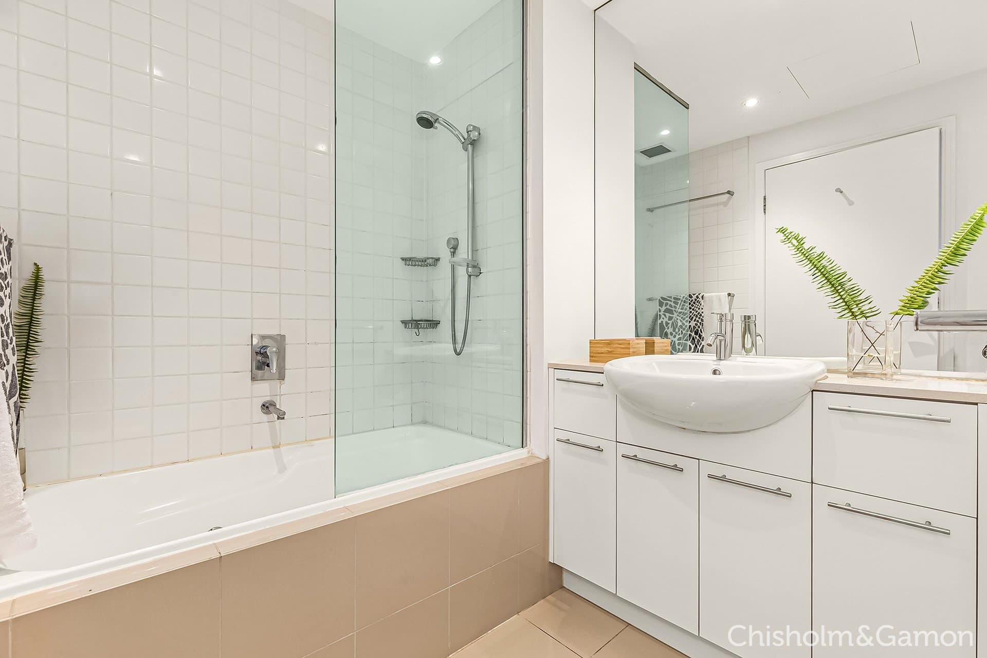 17/8 Graham Street, Port Melbourne, Port Melbourne - Thumbnail 8