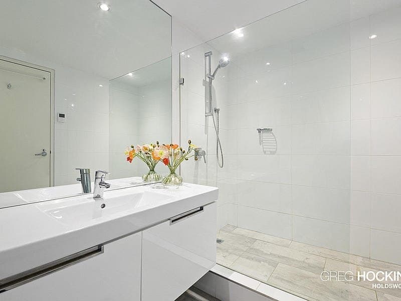 19/105 Beach Street, Port Melbourne, Port Melbourne - Thumbnail 8