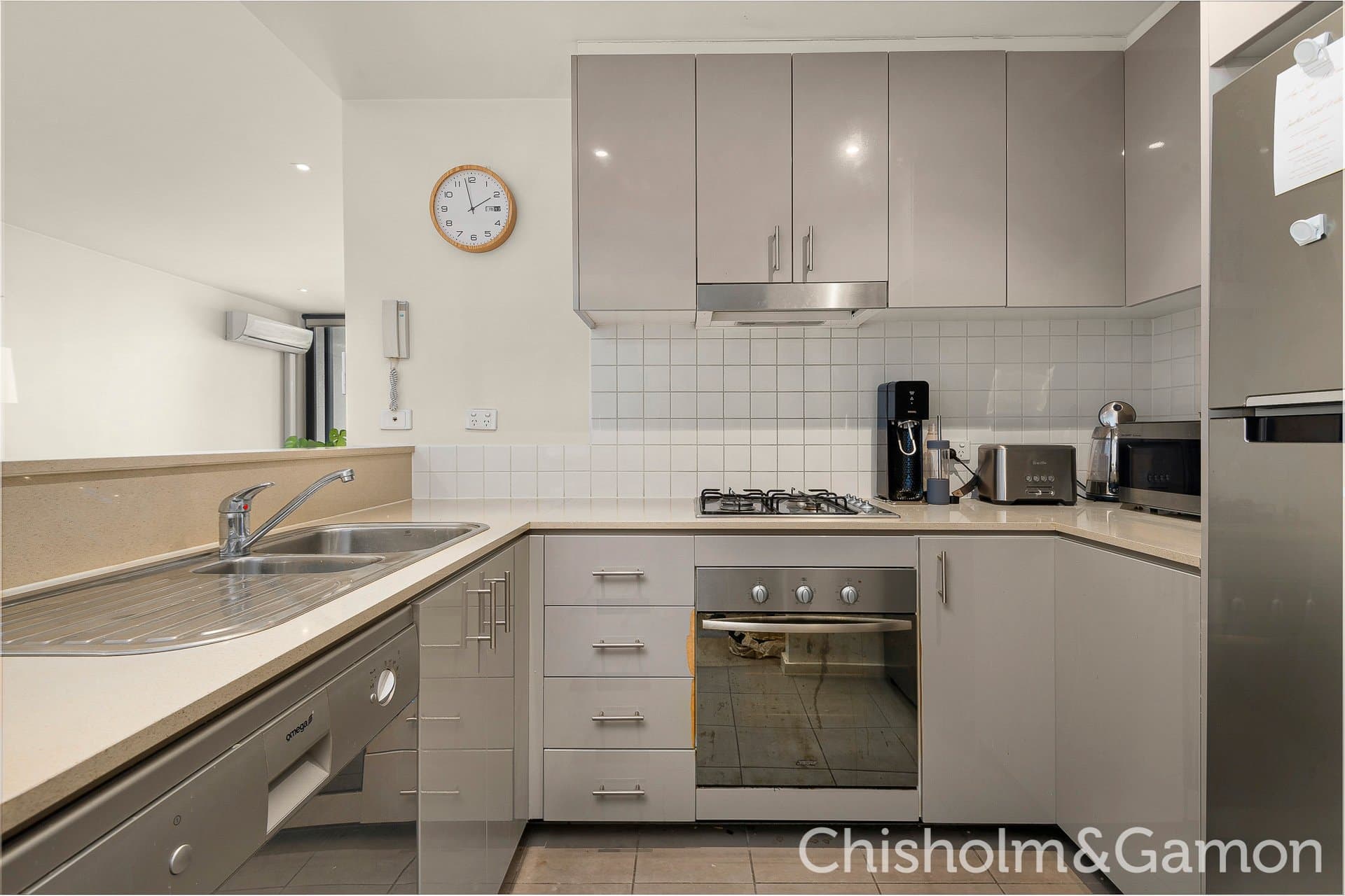 607/52 Nott Street, Port Melbourne, Port Melbourne - Thumbnail 4