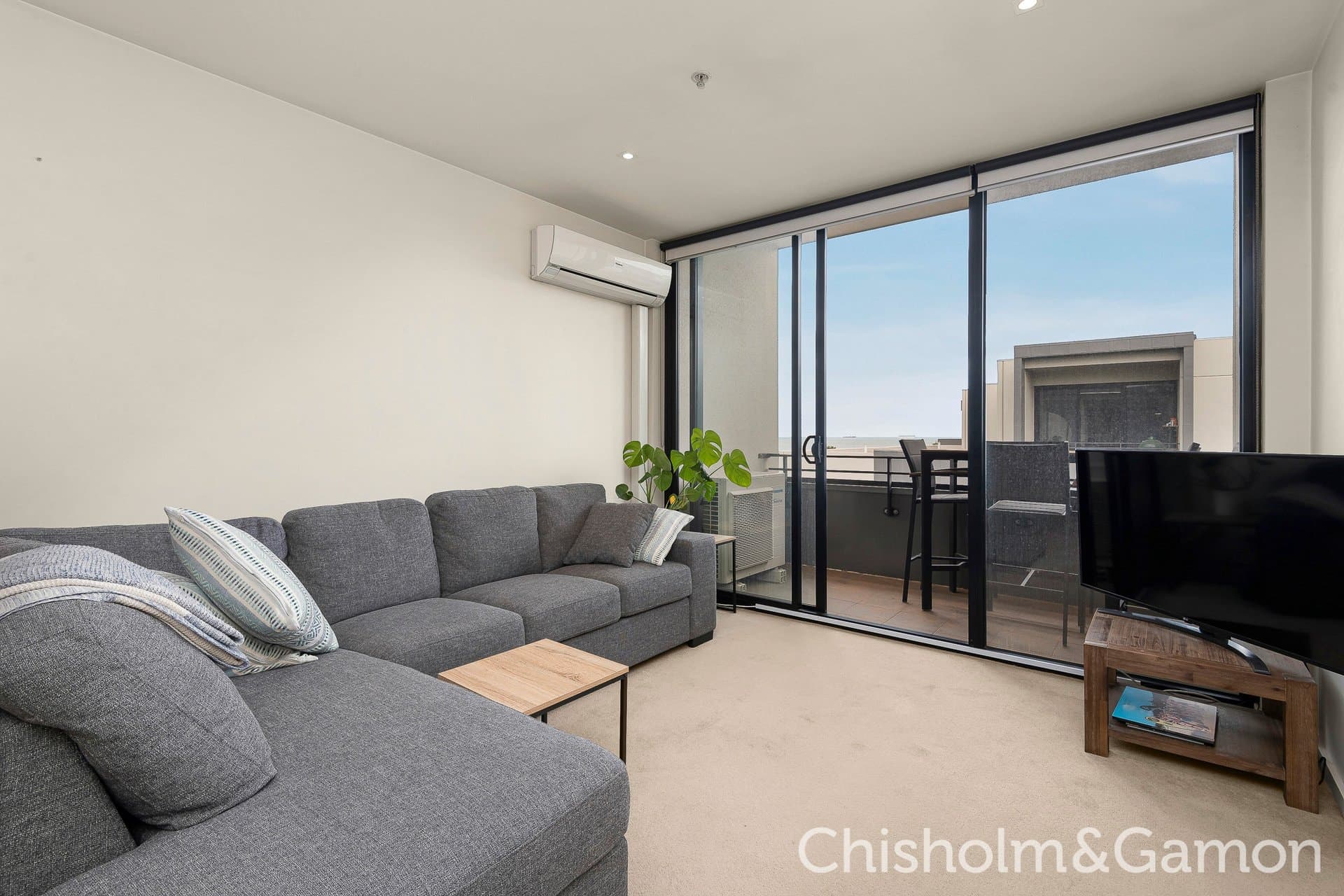 607/52 Nott Street, Port Melbourne, Port Melbourne - Thumbnail 6