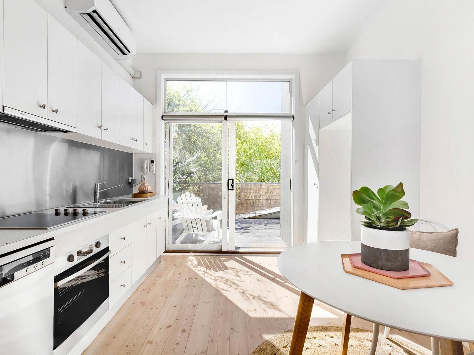 5 Park Place, South Melbourne, South Melbourne - Thumbnail 5