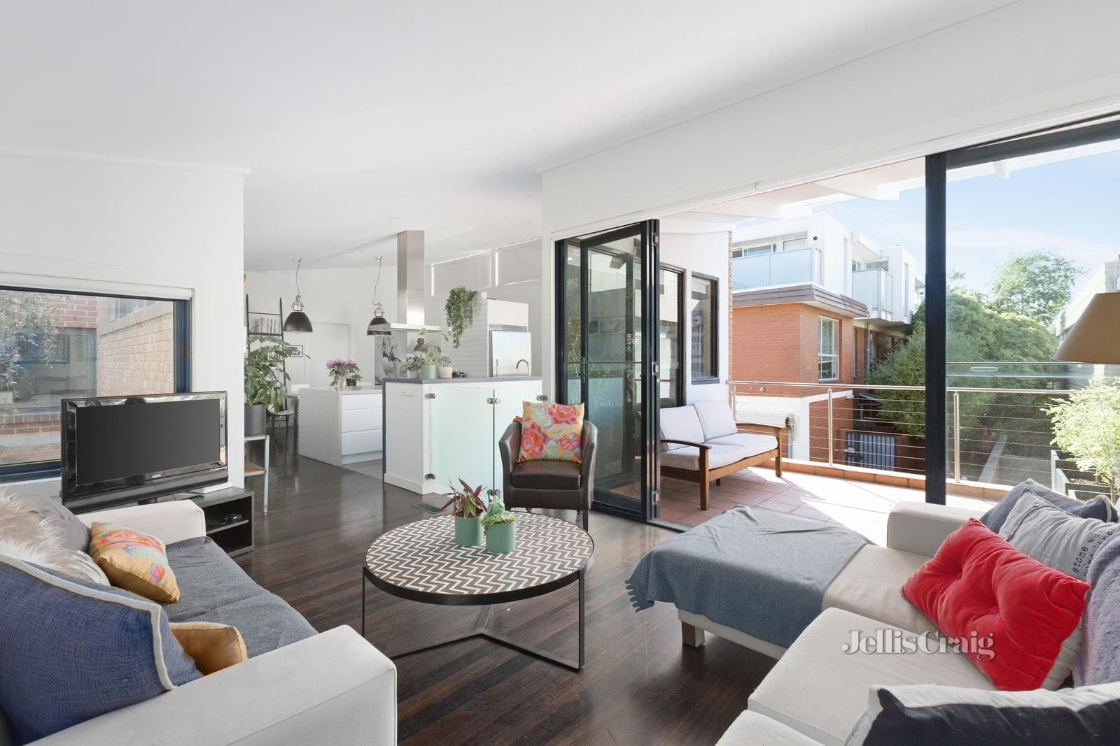 3/4 Docker Street, Elwood, Elwood - Thumbnail 2