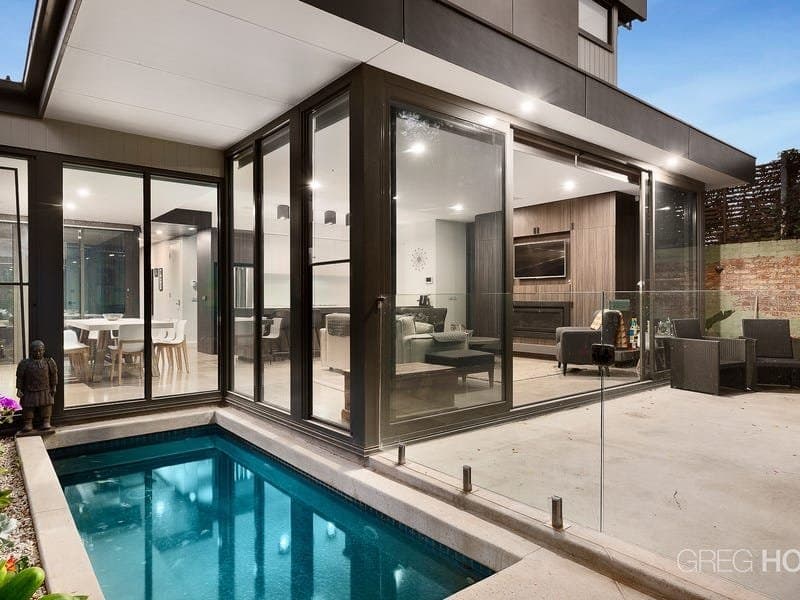 87 Neville Street, Middle Park, Middle Park - Thumbnail 2