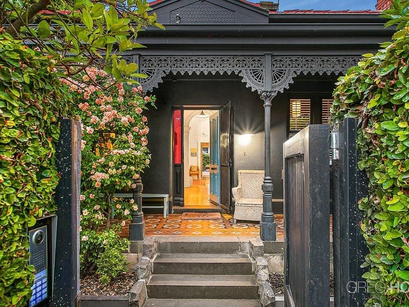132 Canterbury Road, Middle Park, Middle Park - Thumbnail 2
