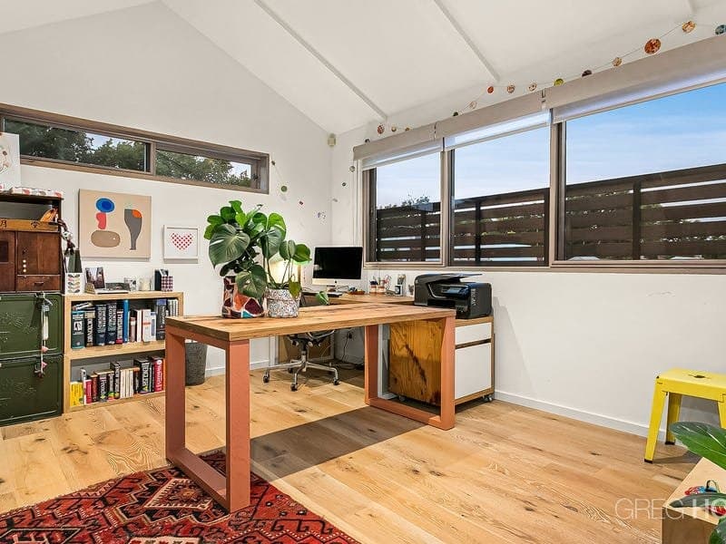132 Canterbury Road, Middle Park, Middle Park - Thumbnail 8