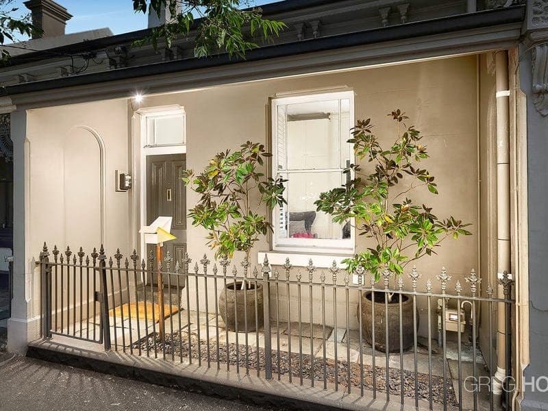 9 Bridge Street, Port Melbourne, Port Melbourne - Thumbnail 2