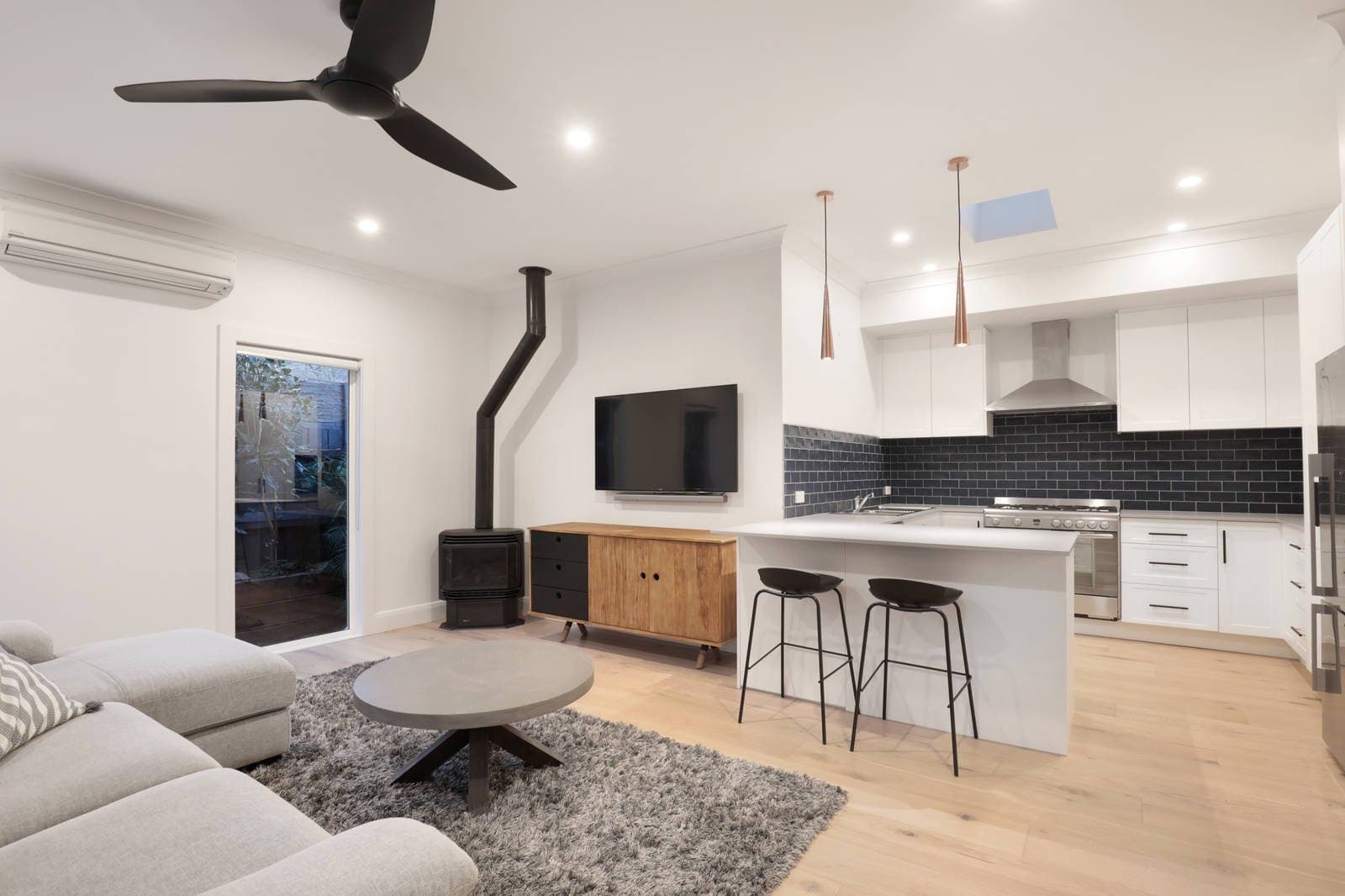 31 John Street, Elwood, Elwood - Thumbnail 8