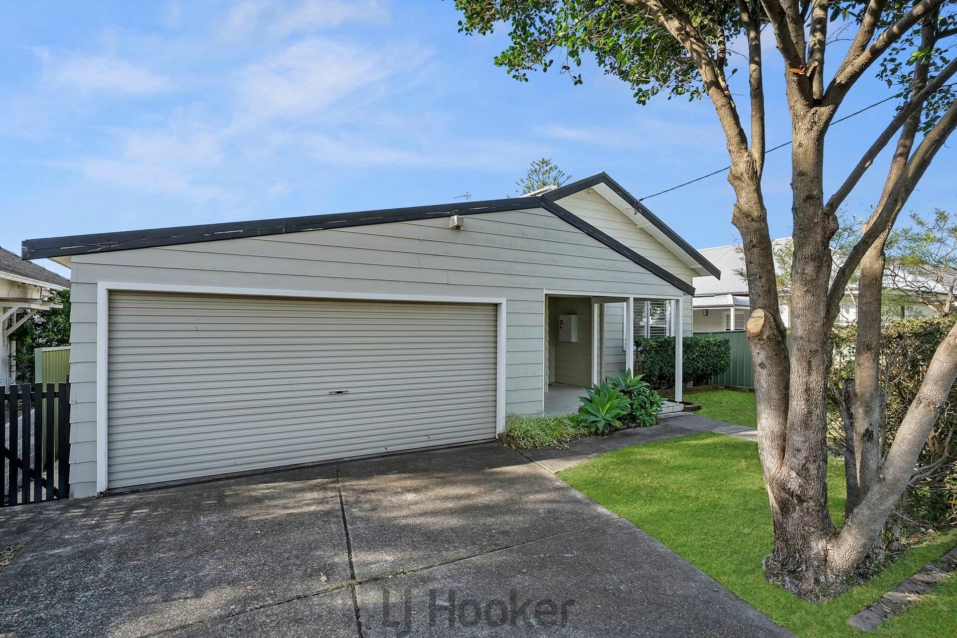 17 Fellowes Street Merewether NSW, Merewether - Thumbnail 2