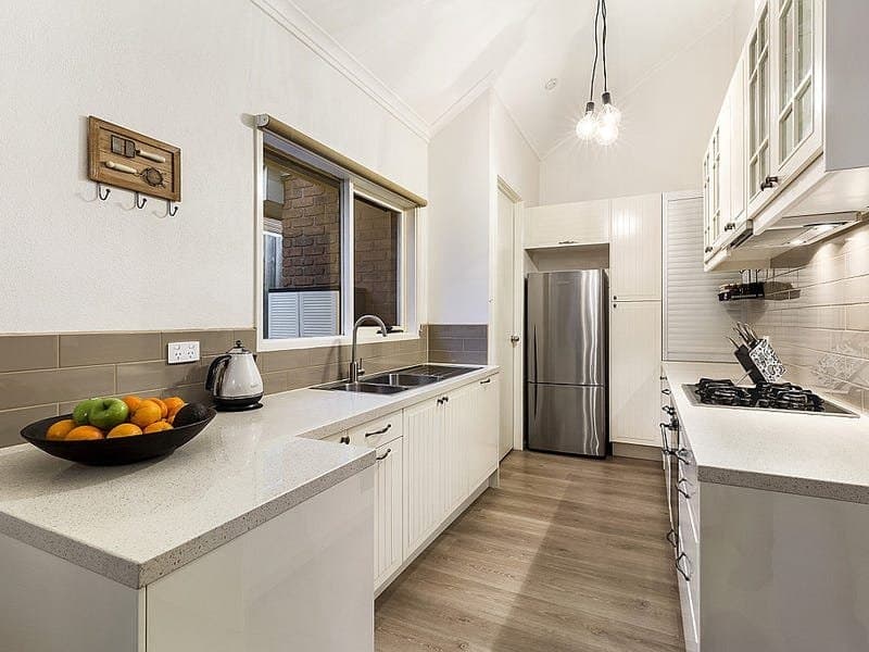 2/8 Thomas Street, Port Melbourne, Port Melbourne - Thumbnail 6
