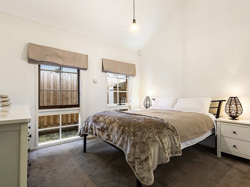 2/8 Thomas Street, Port Melbourne, Port Melbourne - Thumbnail 7