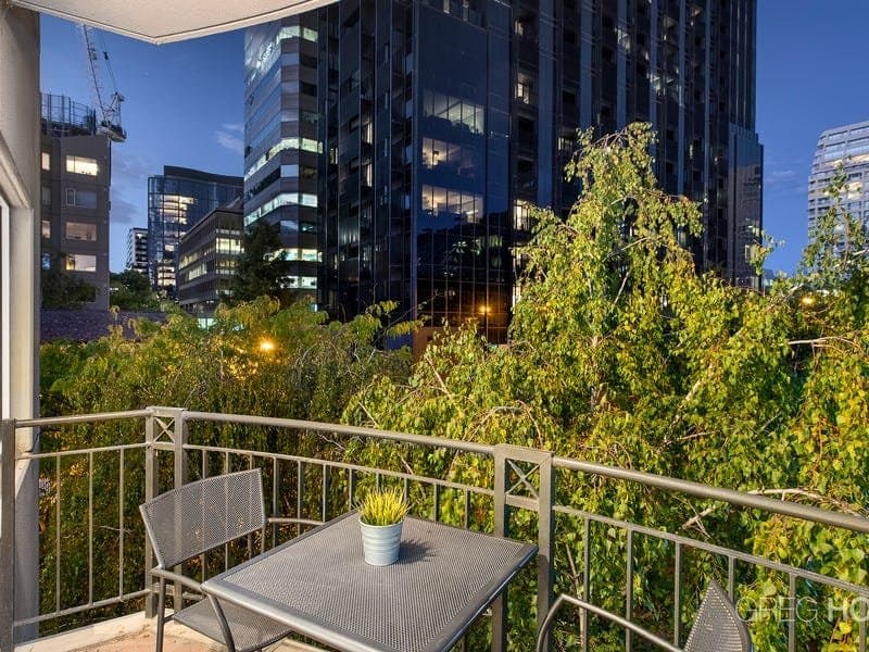 303/26 Queens Road, Melbourne, Melbourne - Thumbnail 5