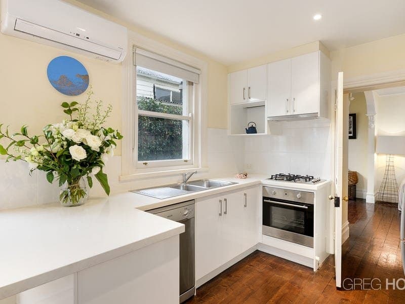38 Young Street, Albert Park, Albert Park - Thumbnail 4