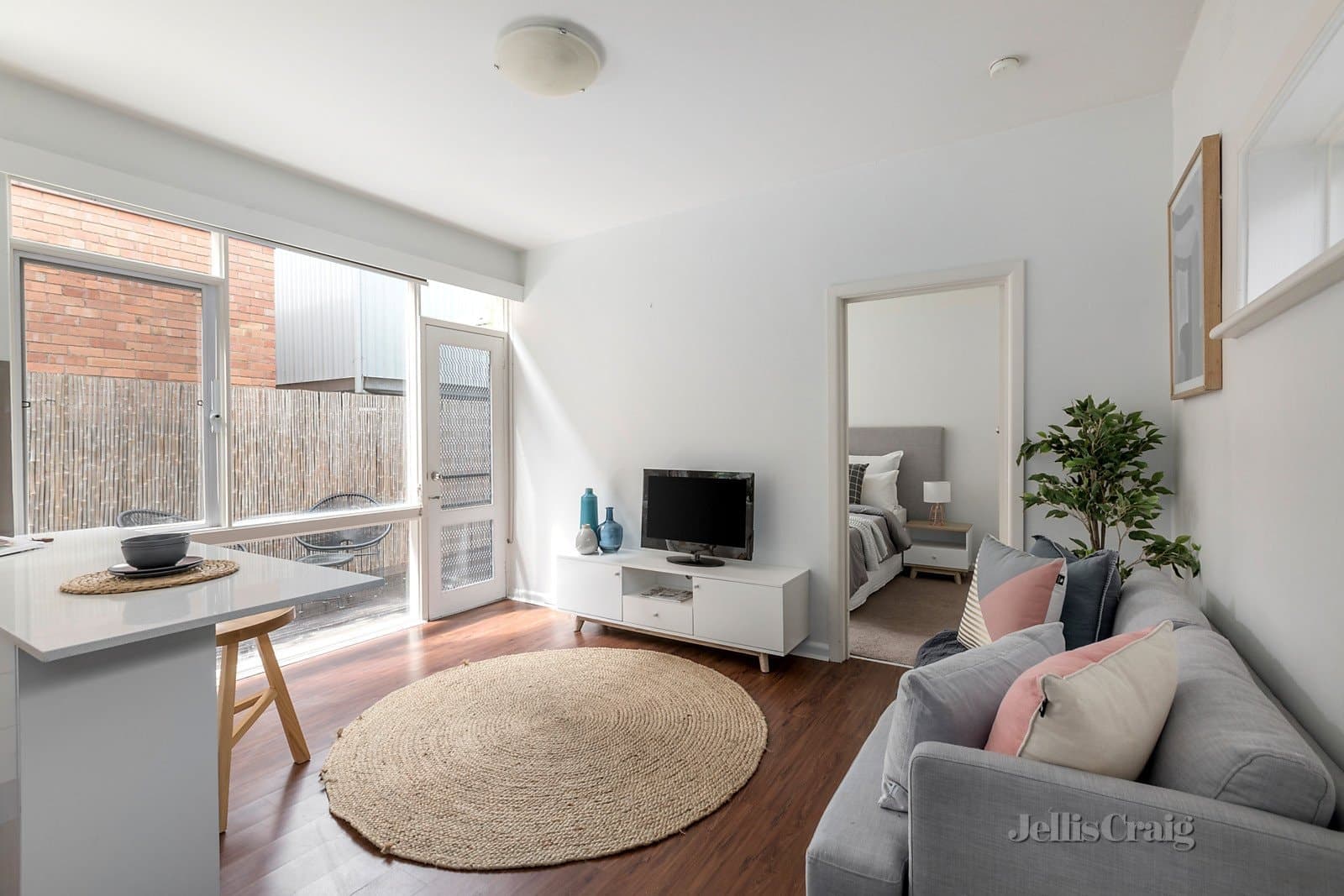 3/55 Foam Street, Elwood, Elwood - Thumbnail 2