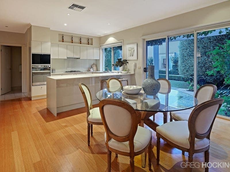 102 Beach Street, Port Melbourne, Port Melbourne - Thumbnail 6