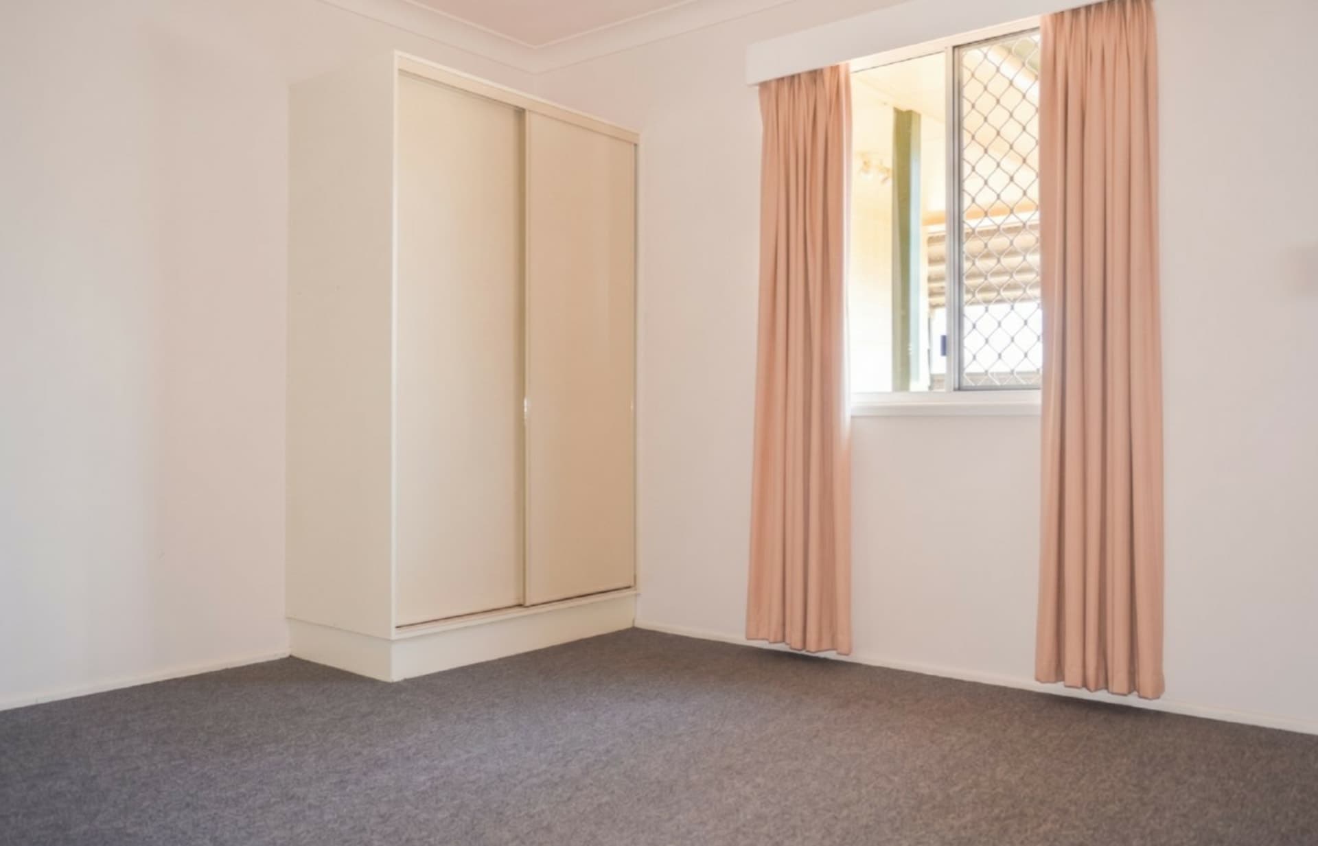 54 Blue Gum Drive, Newtown, Newtown - Image 1