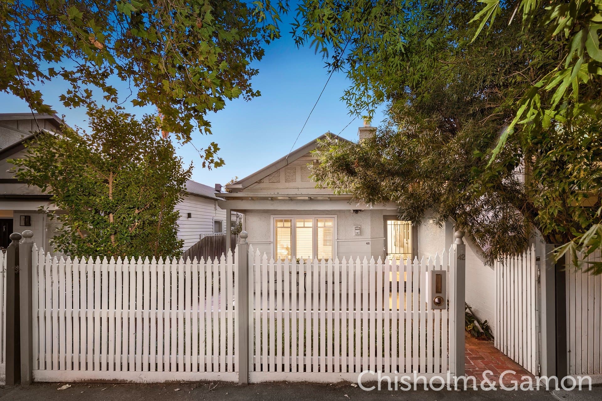 42 Rothesay Avenue, Elwood, Elwood - Thumbnail 2