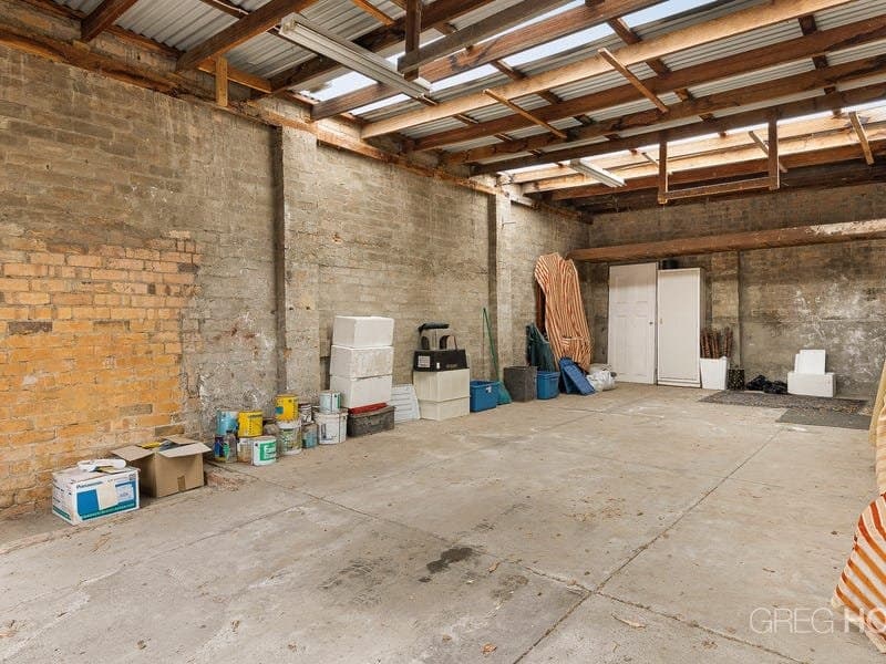 32 Little Graham Street, Albert Park
    
    
      
        46 m2, Albert Park - Thumbnail 4