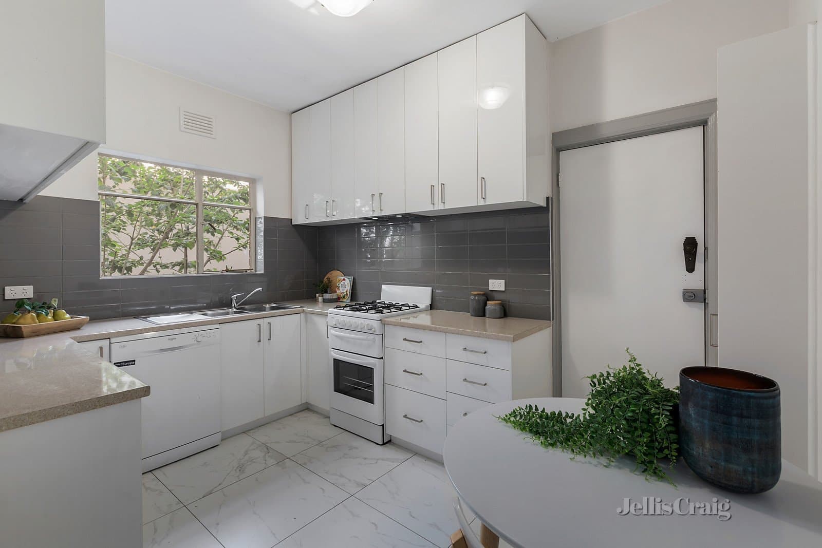 7/23-25 Charnwood Road, St Kilda, St Kilda - Thumbnail 6