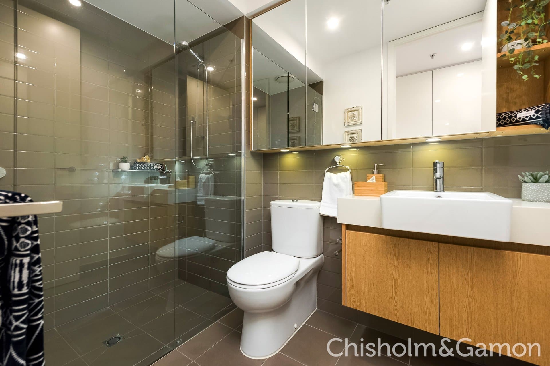 528/70 Nott Street, Port Melbourne, Port Melbourne - Image 1