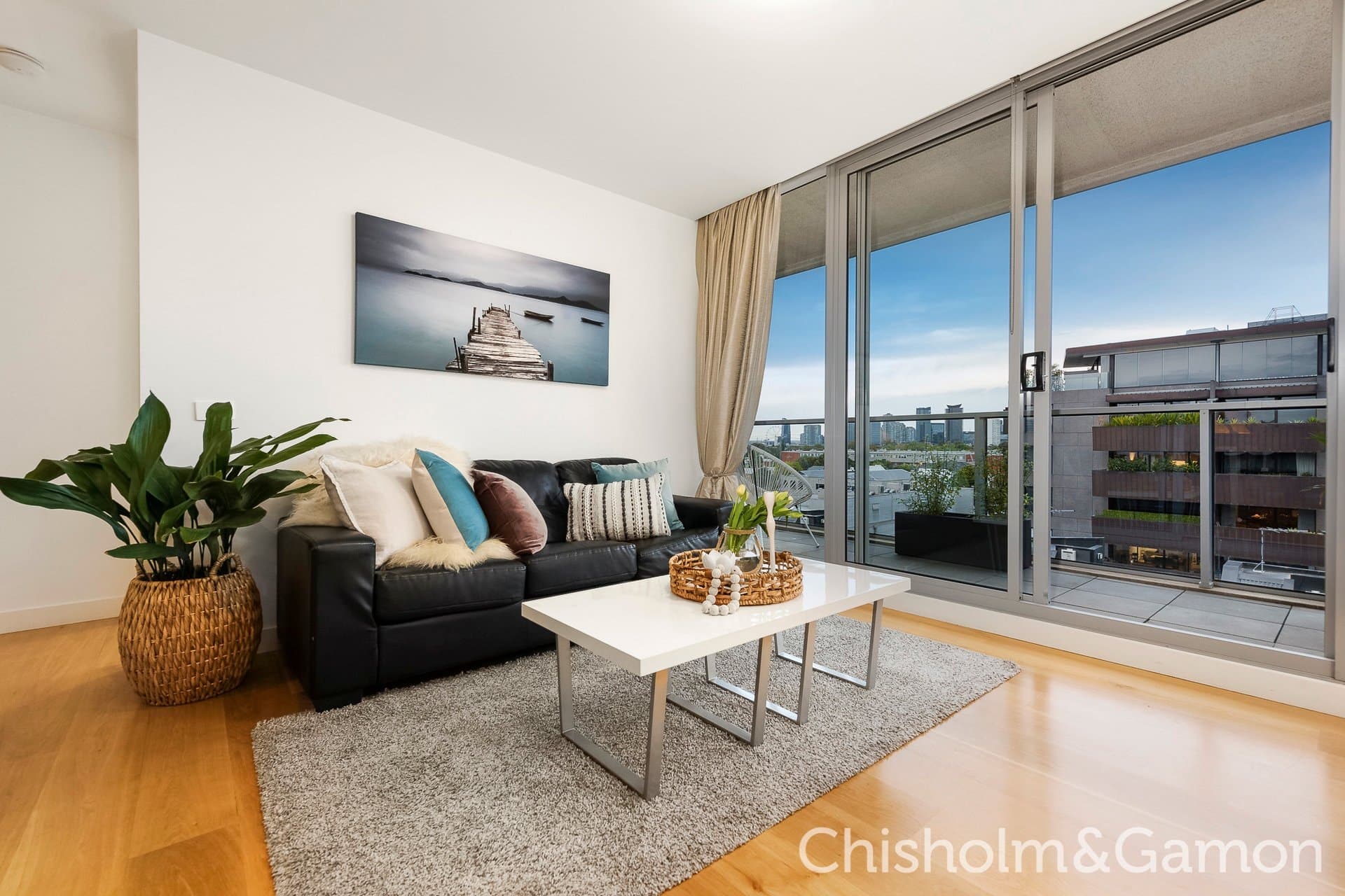 528/70 Nott Street, Port Melbourne, Port Melbourne - Thumbnail 3