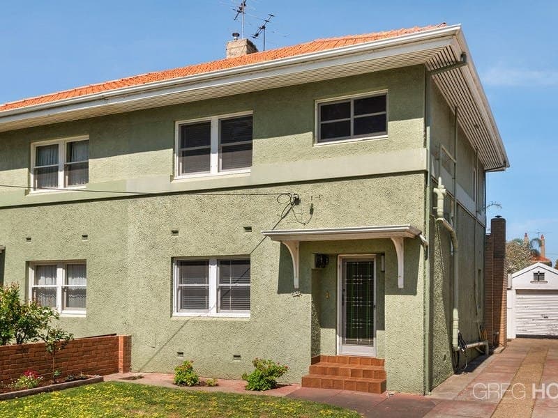42 Crichton Avenue, Port Melbourne, Port Melbourne - Thumbnail 2