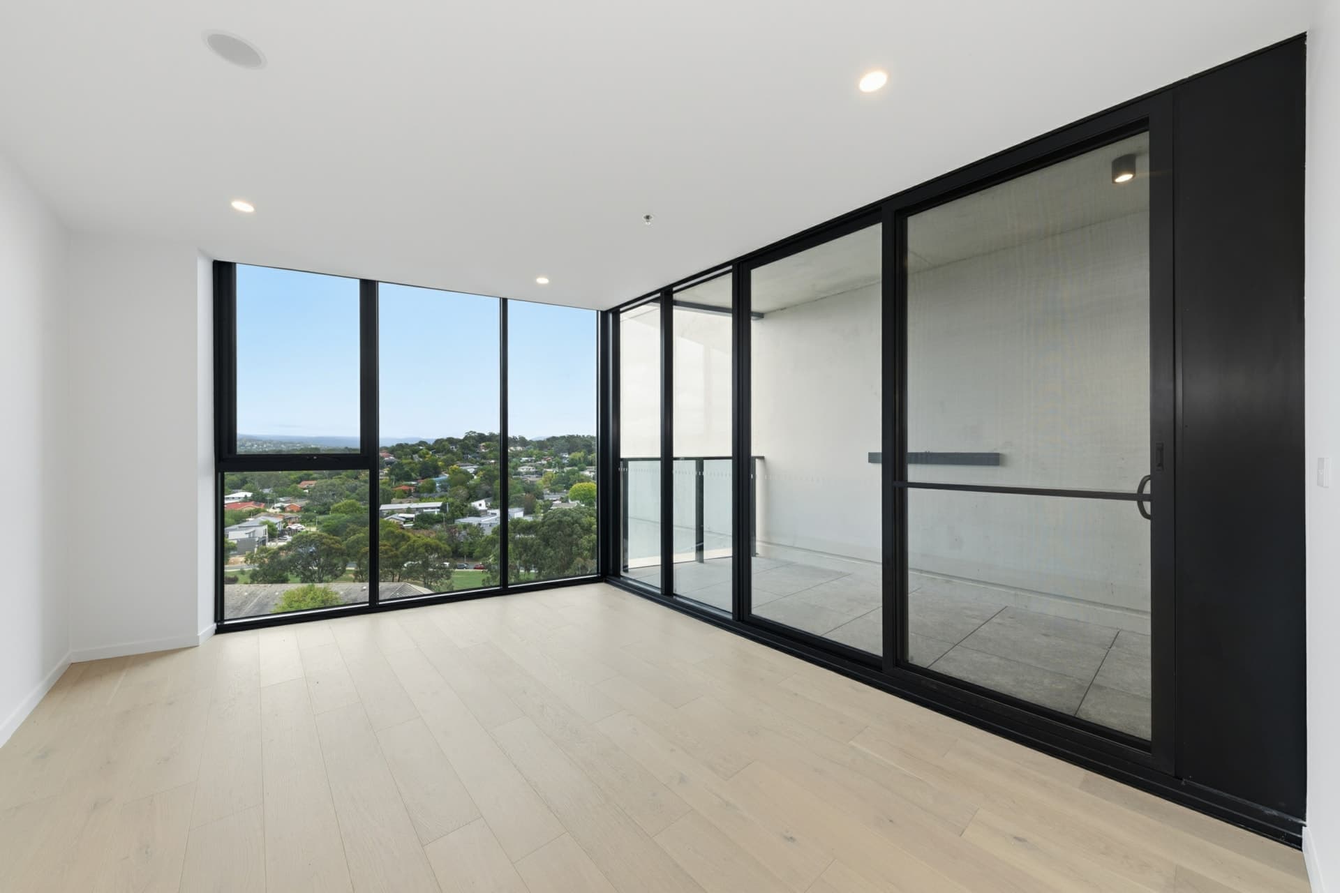1010/1 Brewer Street Phillip ACT, Phillip - Thumbnail 4