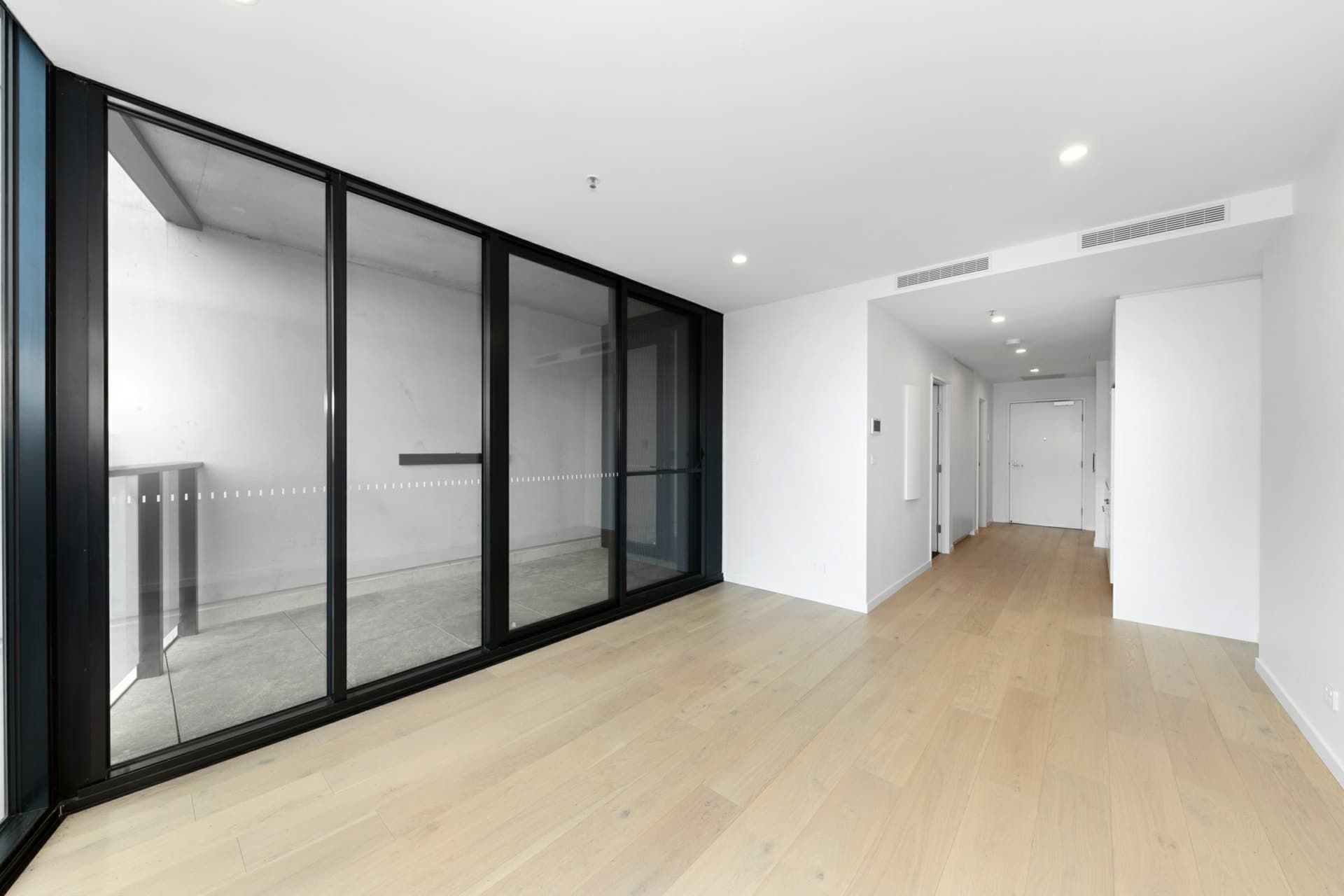 1010/1 Brewer Street Phillip ACT, Phillip - Thumbnail 5
