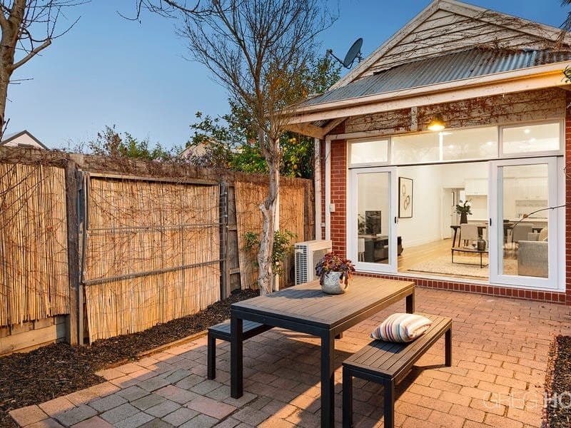 8 Merton Place, Albert Park, Albert Park - Image 1