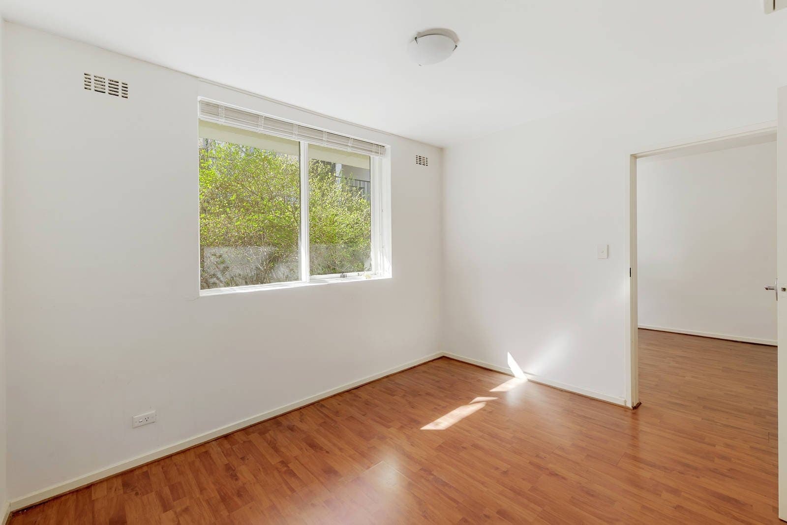 6/13 Crimea Street, St Kilda, St Kilda - Thumbnail 5