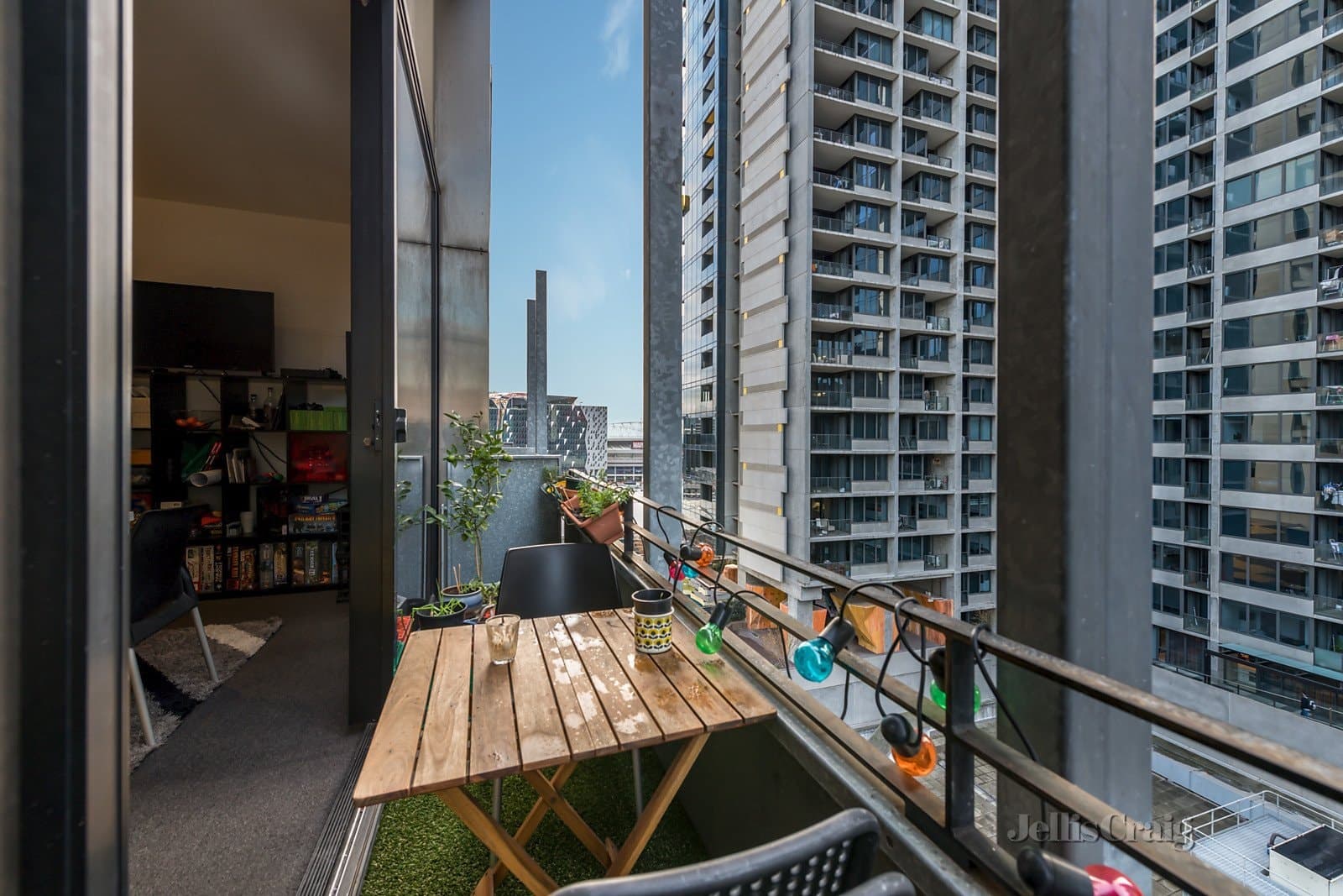 1010/639 Little Bourke Street, Melbourne, Melbourne - Thumbnail 2