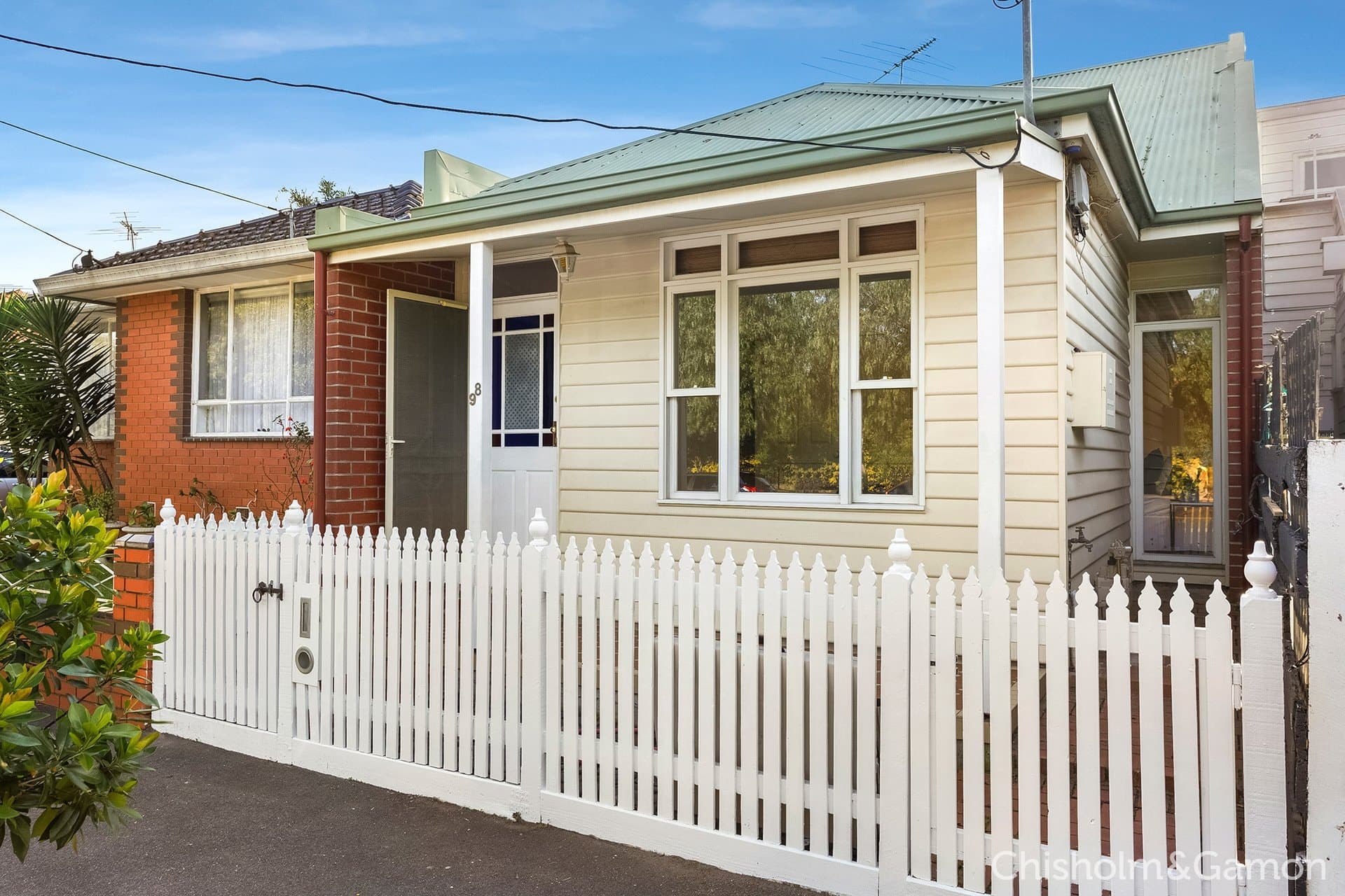 98 Evans Street, Port Melbourne, Port Melbourne - Thumbnail 2