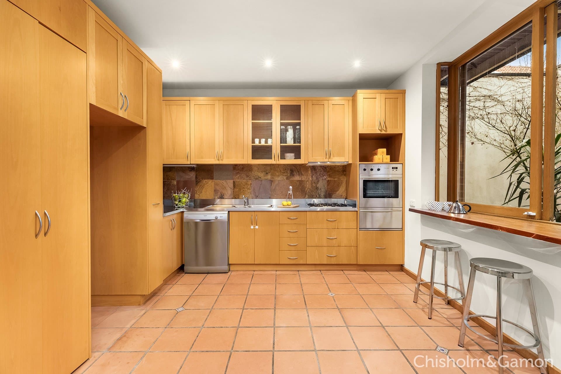 2 Beach Avenue, Elwood, Elwood - Thumbnail 6