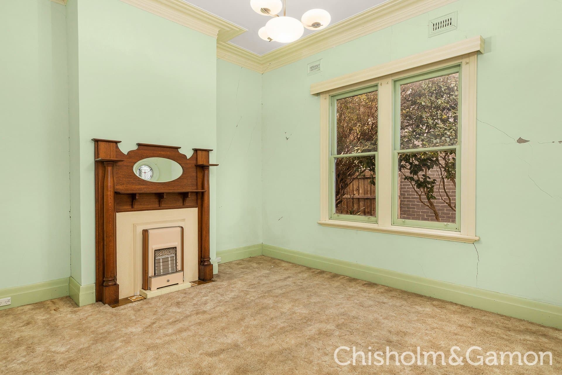 6 Austin Avenue, Elwood, Elwood - Thumbnail 5
