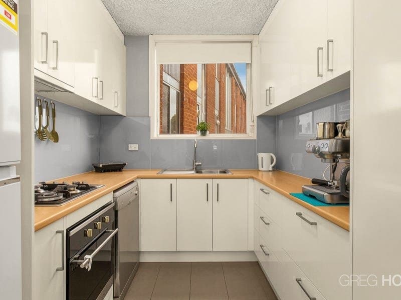 8/158 Bridge Street, Port Melbourne, Port Melbourne - Thumbnail 5