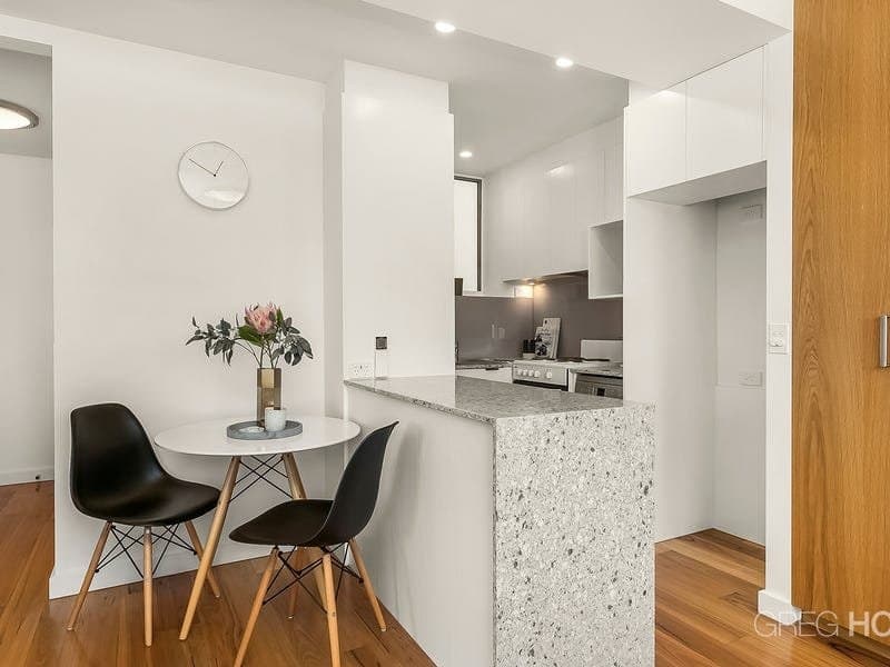 10/10 Mountain Street, South Melbourne, South Melbourne - Thumbnail 4