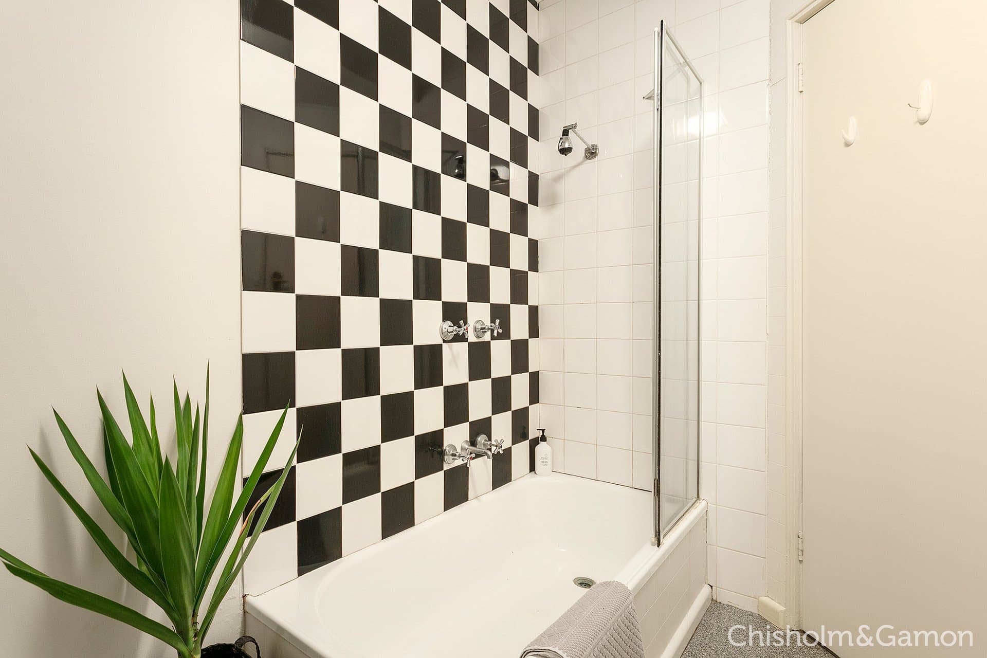 64 Glen Huntly Road, Elwood, Elwood - Thumbnail 8