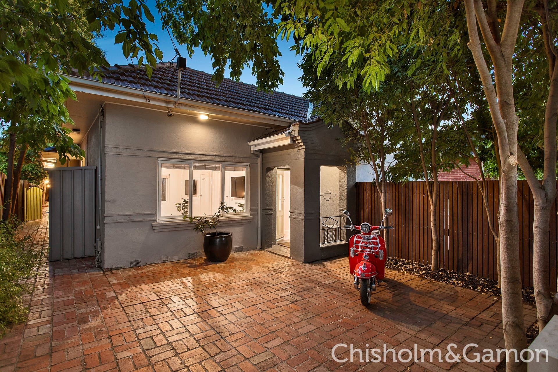 25 Scott Street, Elwood, Elwood - Thumbnail 2